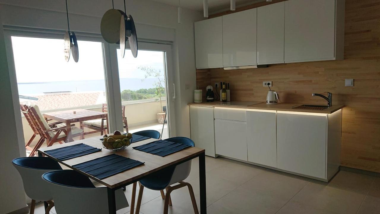 Sunsetcroatia Apartment โนวาลยา ภายนอก รูปภาพ